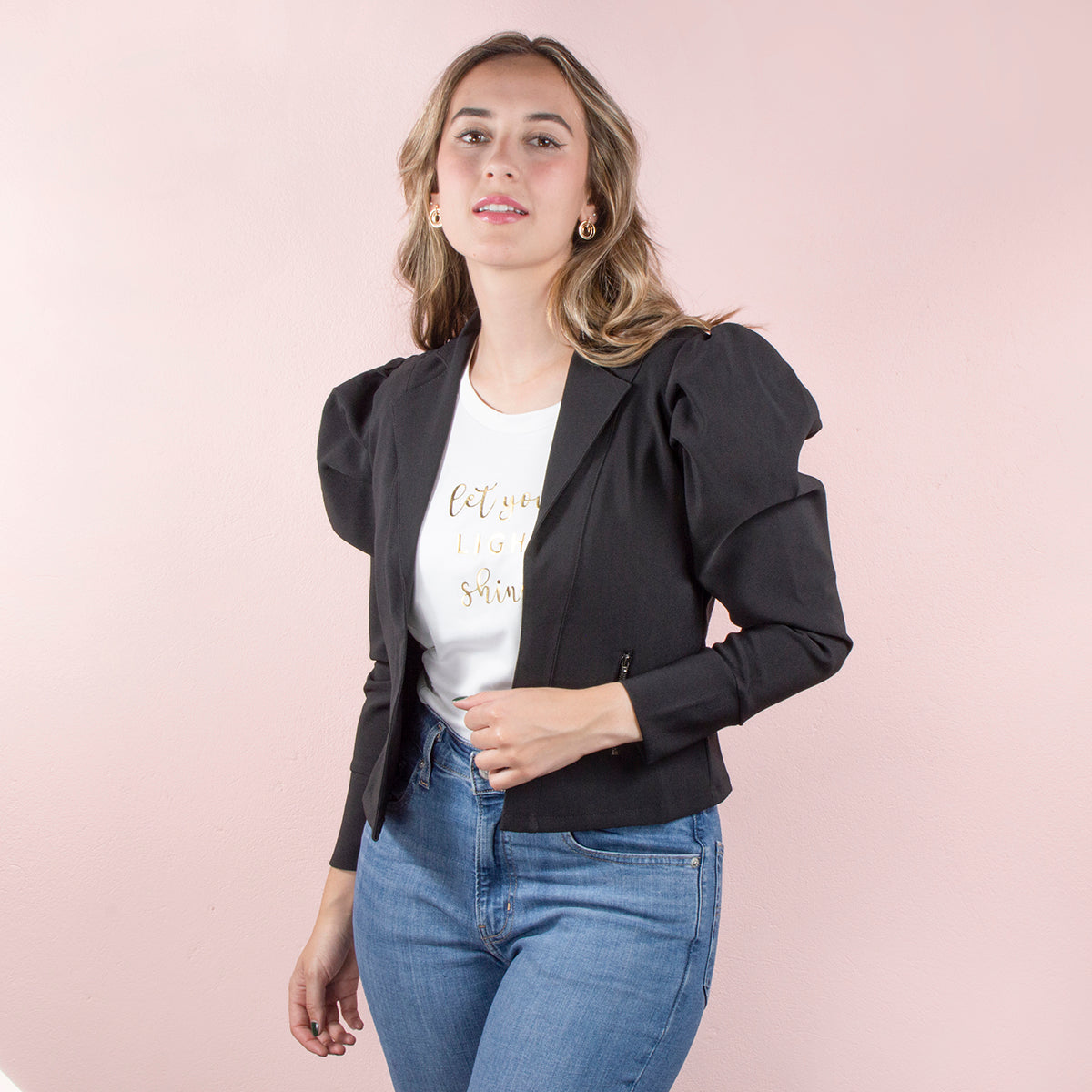 Chaqueta manga bombacha color negro