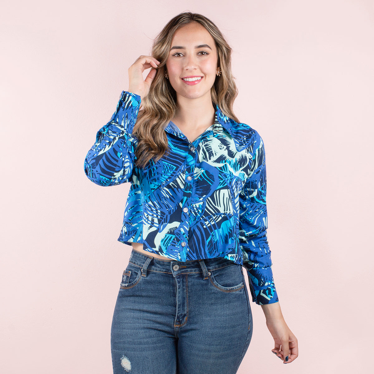 Blusa color azul con estampado