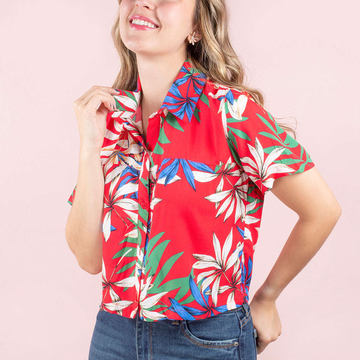 Camisa holgada color rojo estampada