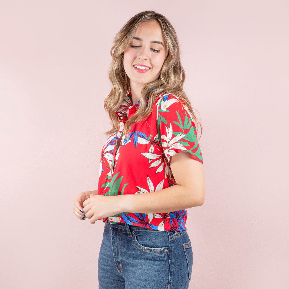 Camisa holgada color rojo estampada