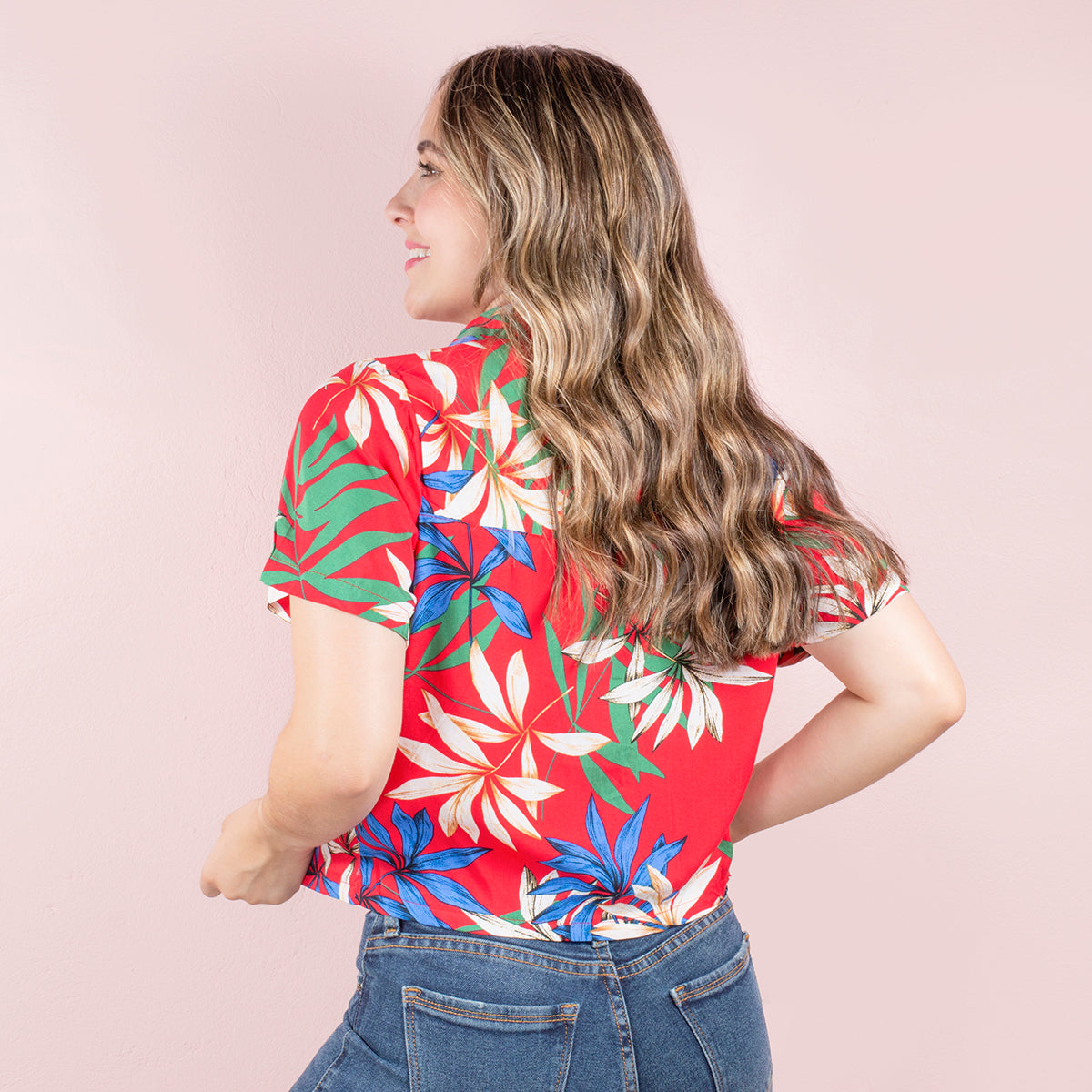 Camisa holgada color rojo estampada