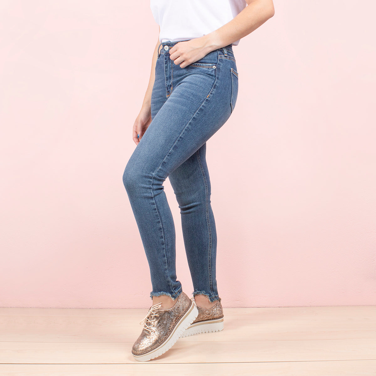 Jeans tipo skinny color azul