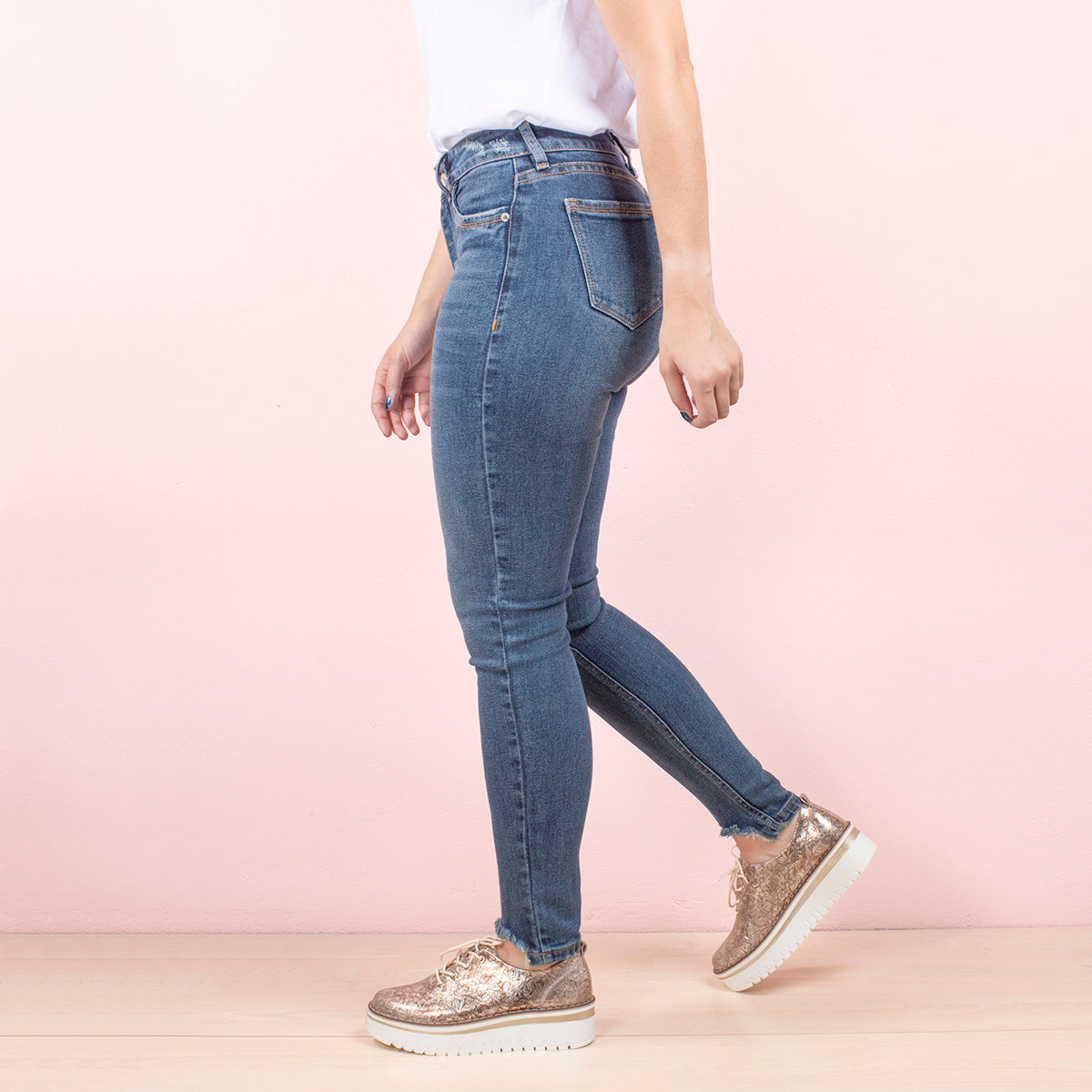 Jeans tipo skinny color azul