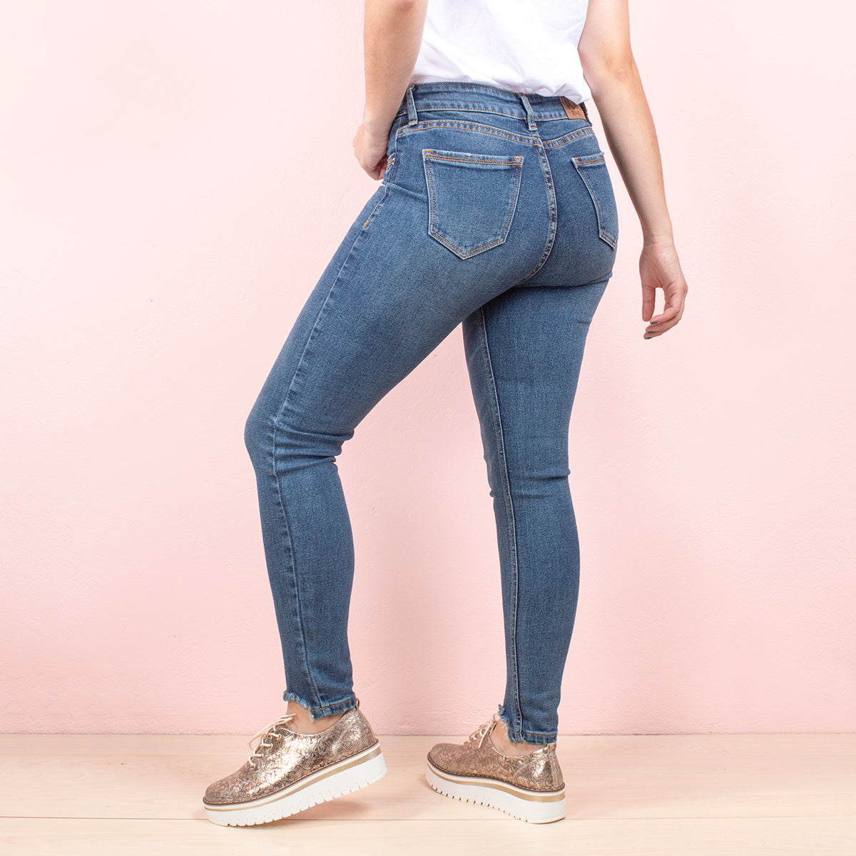 Jeans tipo skinny color azul