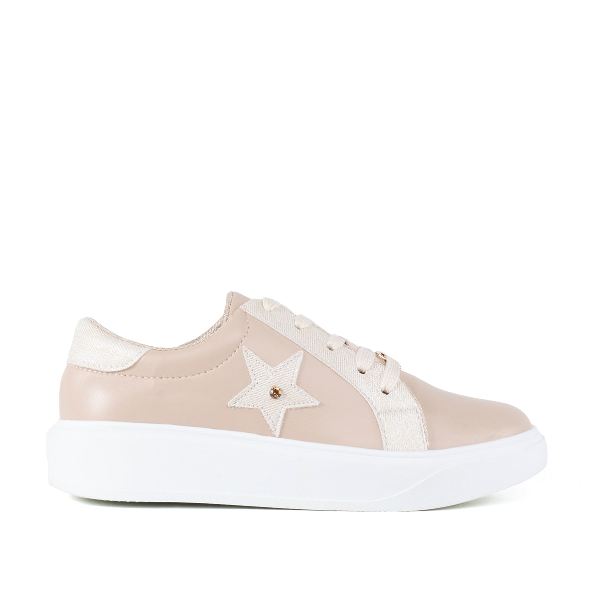 Tenis casuales color beige con detalle de estrella