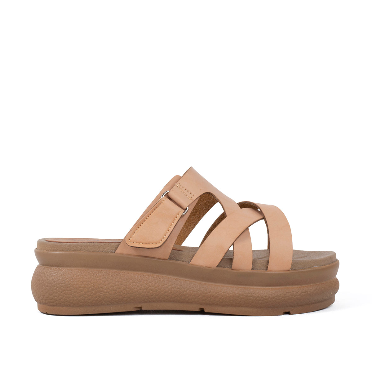 Sandalias color beige con correa