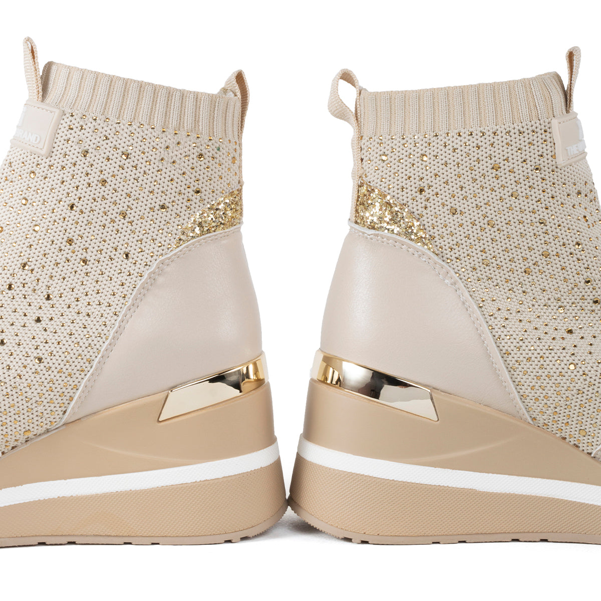 Botines deportivos color beige con plataforma y tejido textil