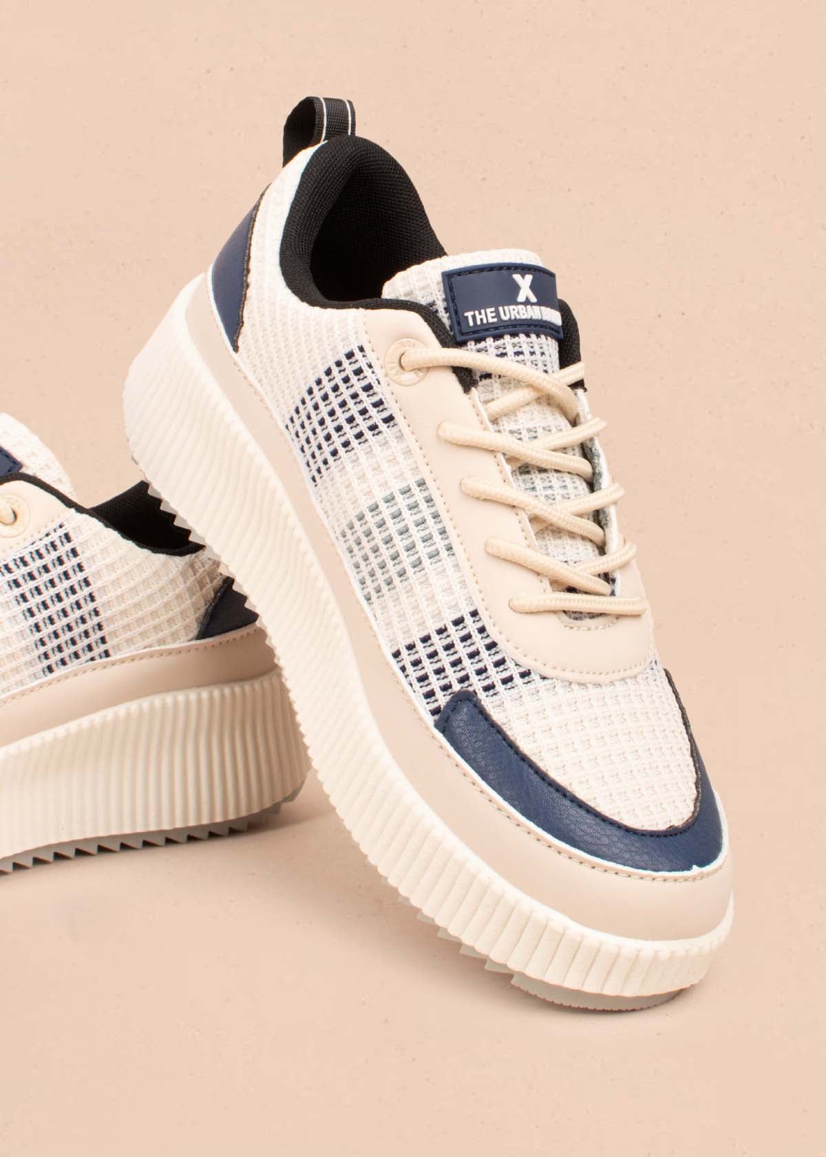 Tenis casuales color azul con malla 105036