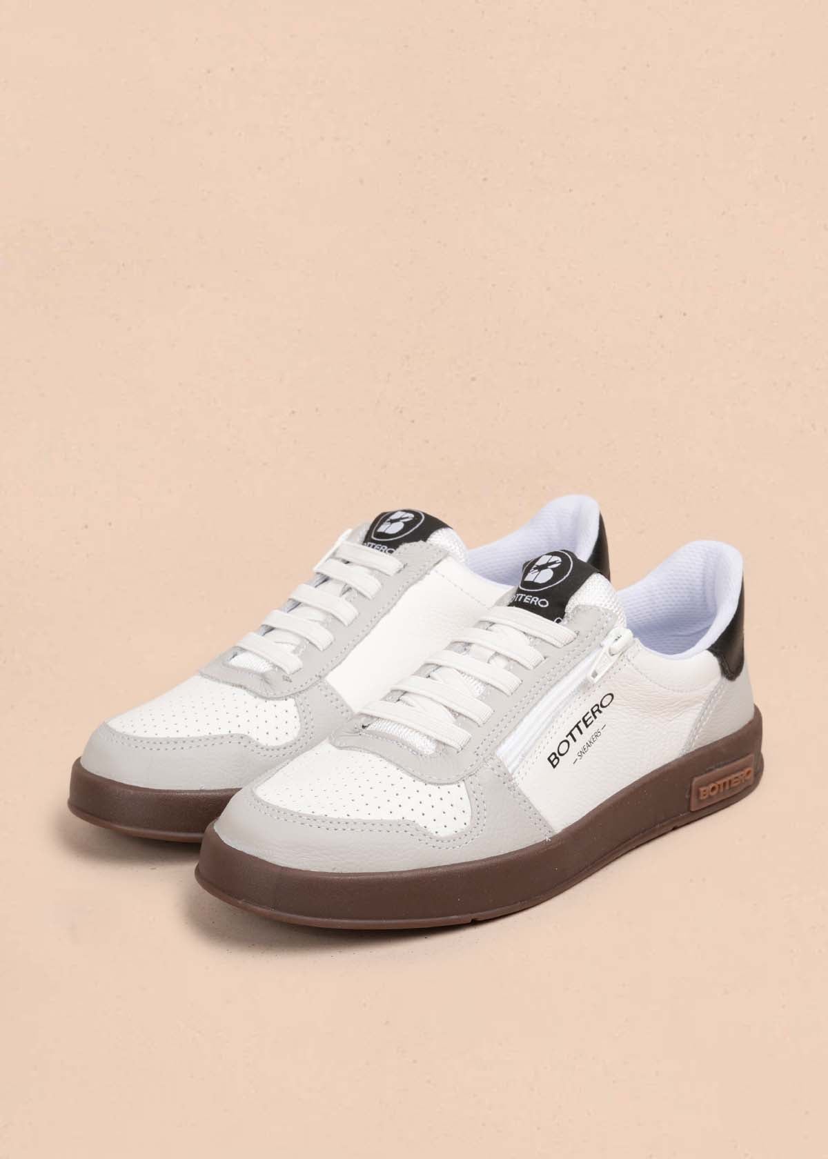 Tenis casuales en cuero color blanco 105329