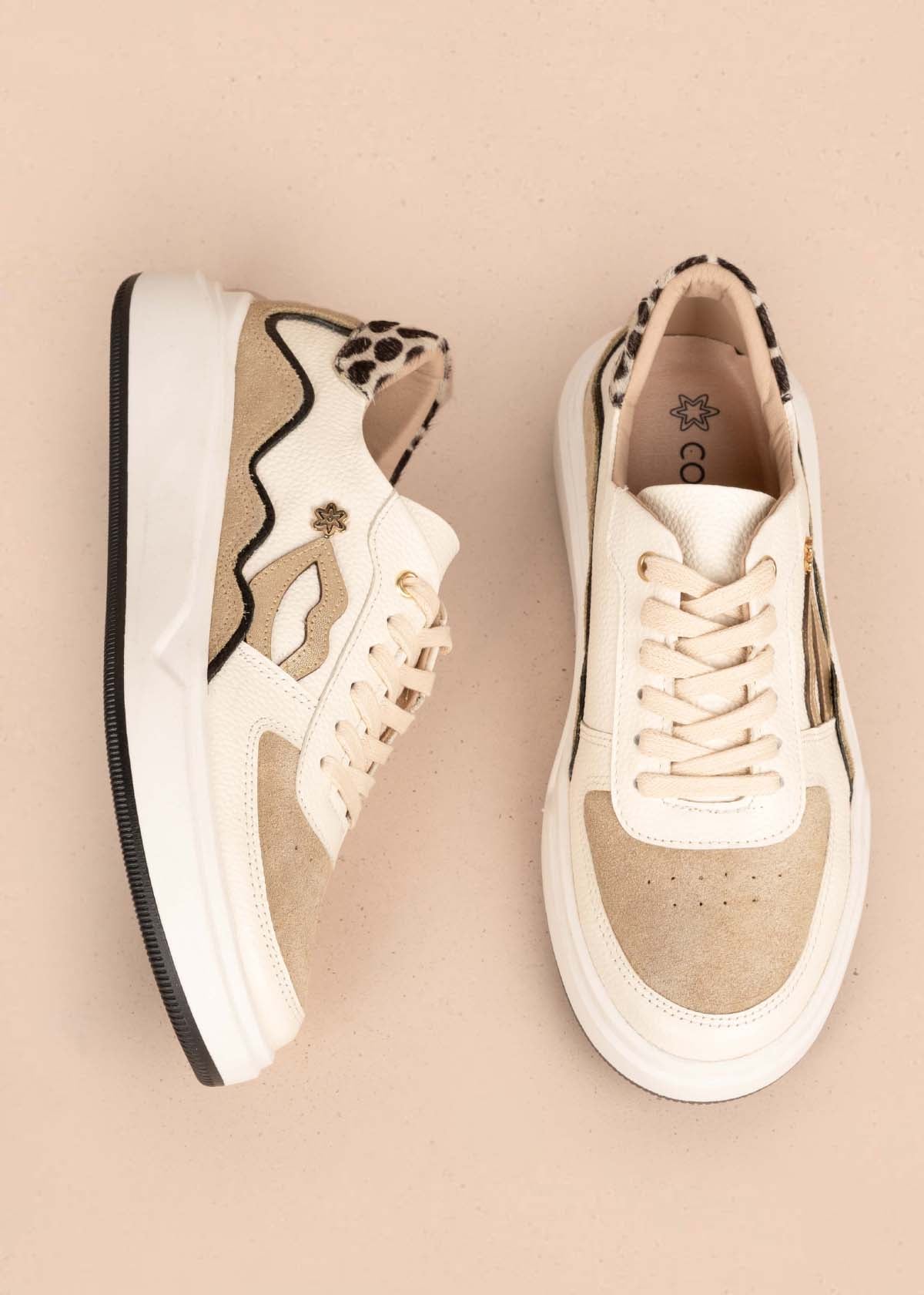 Tenis casuales en cuero color talco 105423