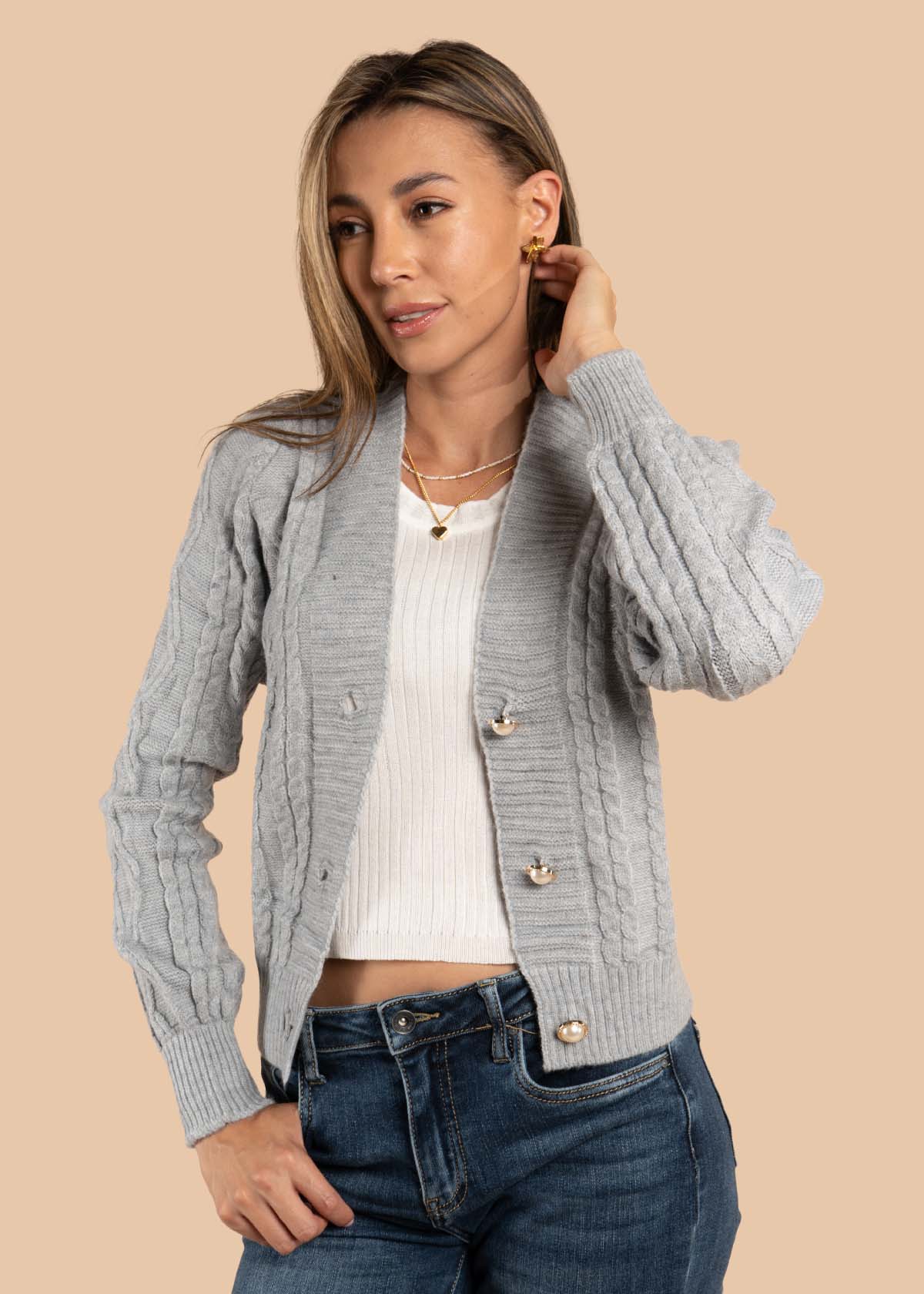 Saco color gris con tejido trenzado 105467