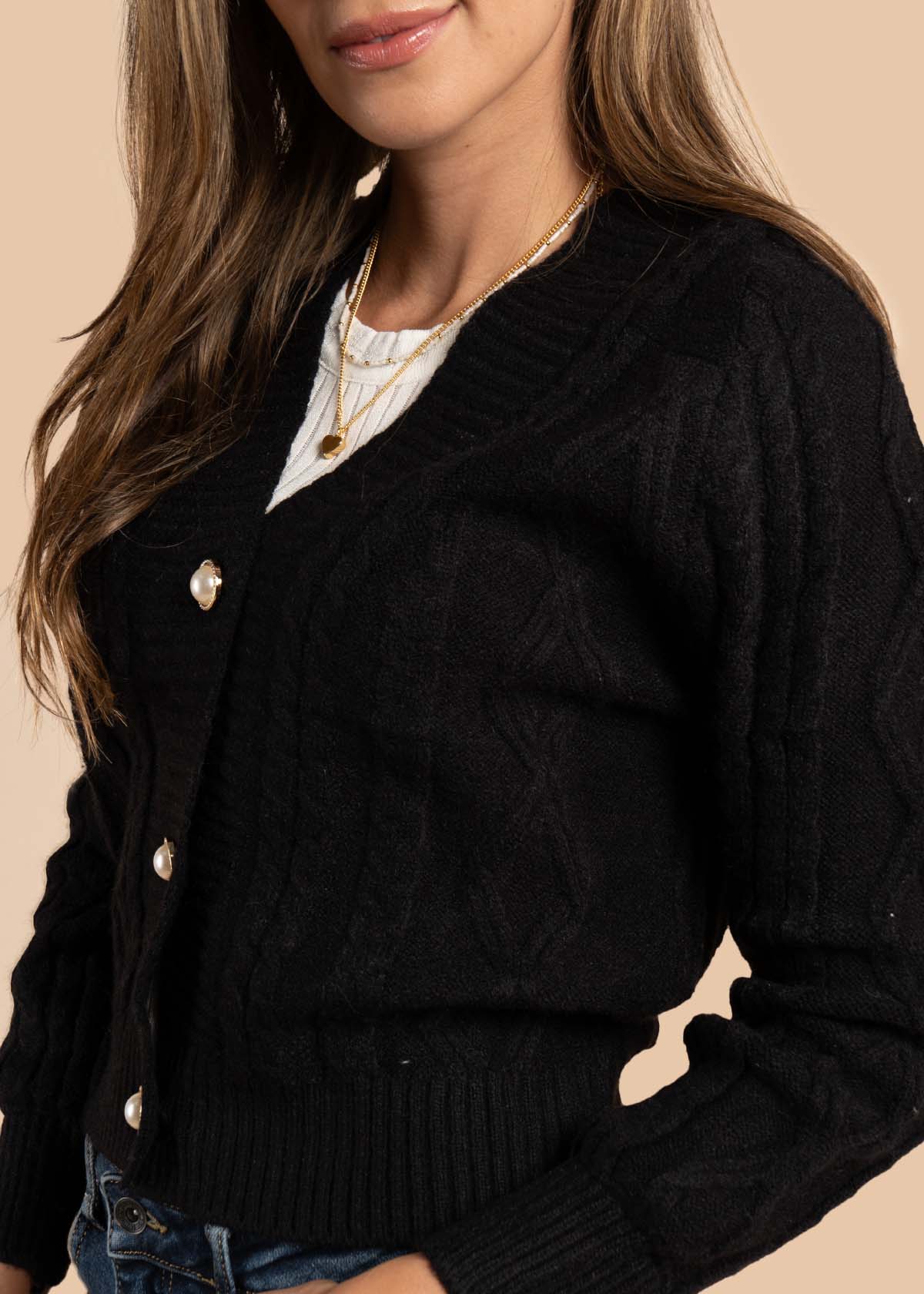 Saco color negro con tejido trenzado 105467