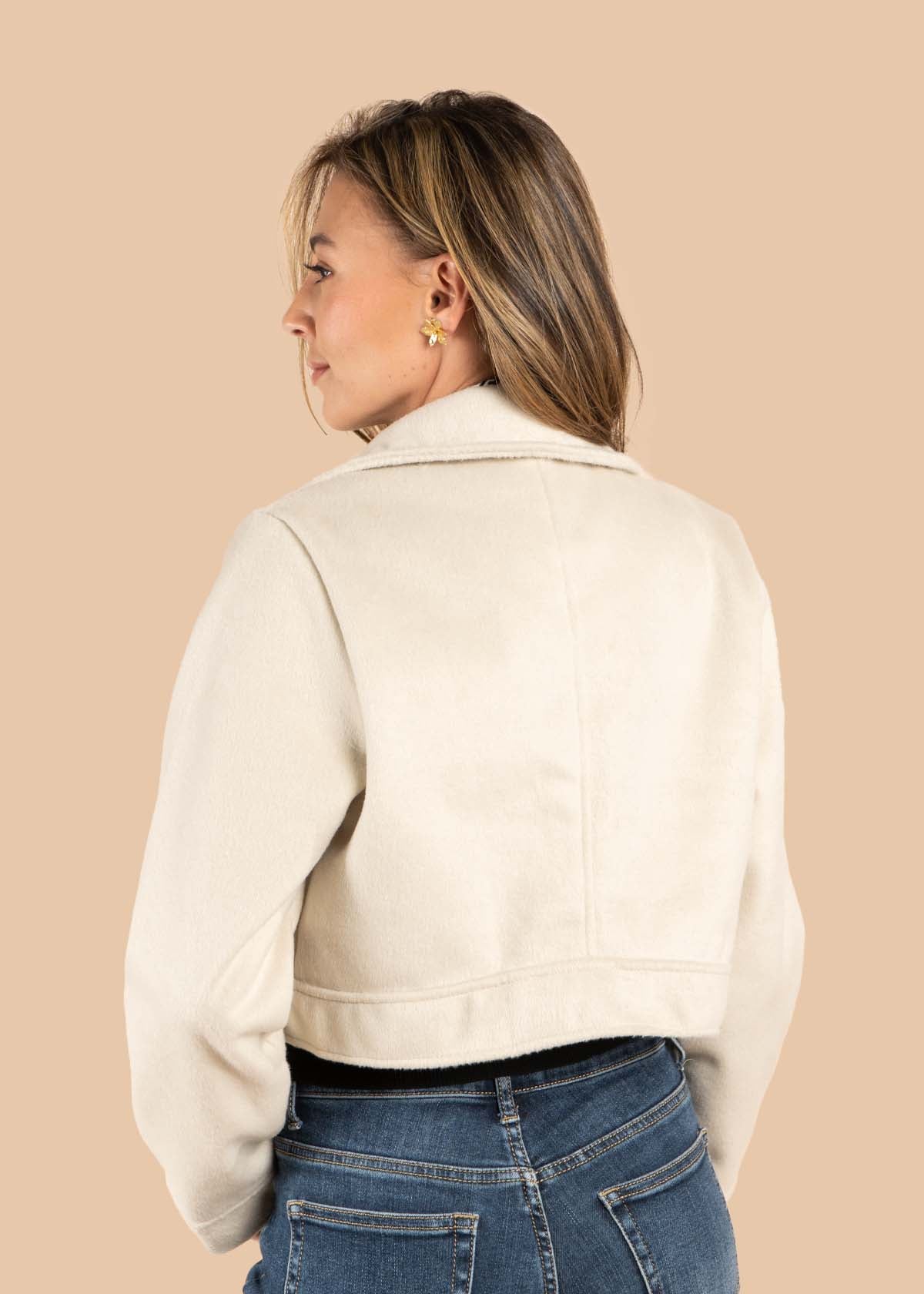 Chaqueta color beige 105499