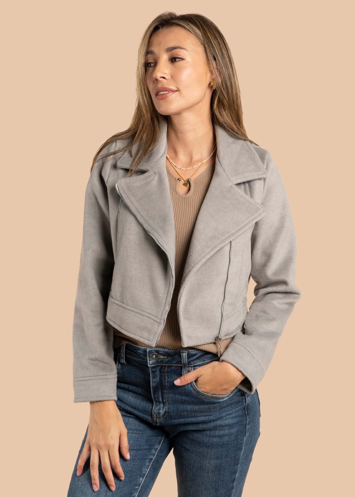 Chaqueta color gris 105499