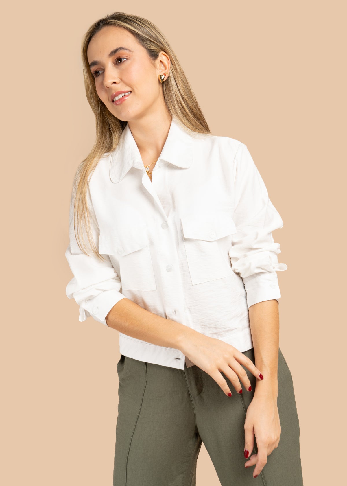 Chaqueta color blanco con bolsillos 105527