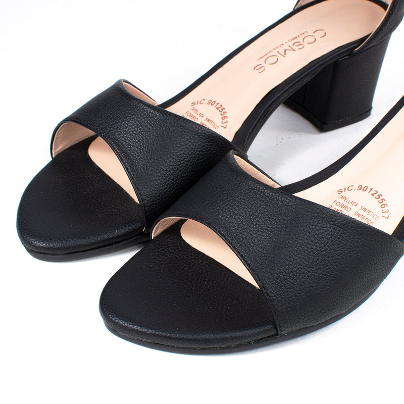 Sandalia color negro con tacón, para dama