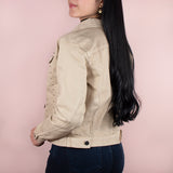 Chaqueta color caqui con taches, para dama