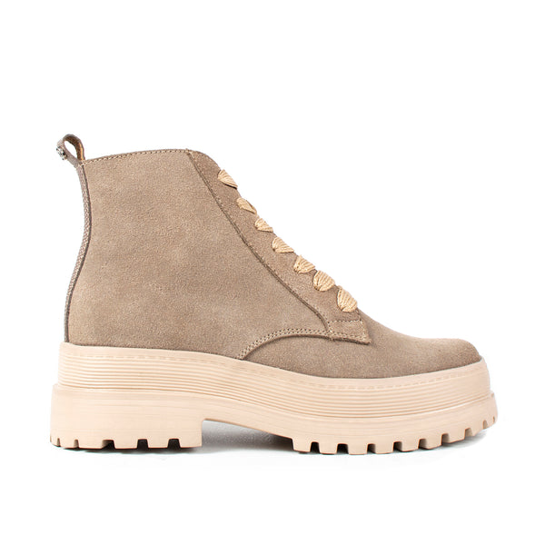 Botín de cuero color beige, para dama
