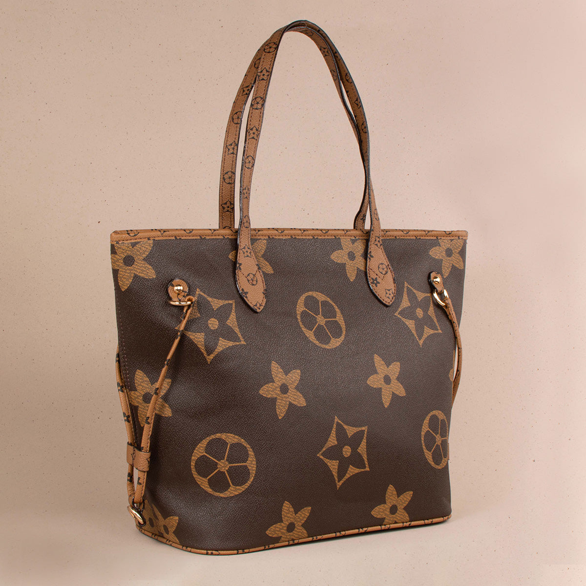 Bolso tipo shopping color café con estampado de flores 104296