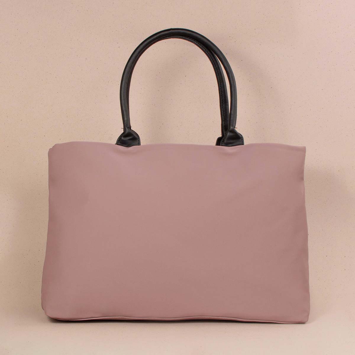 Bolso tipo shopping color uva con bolsillo frontal 104303