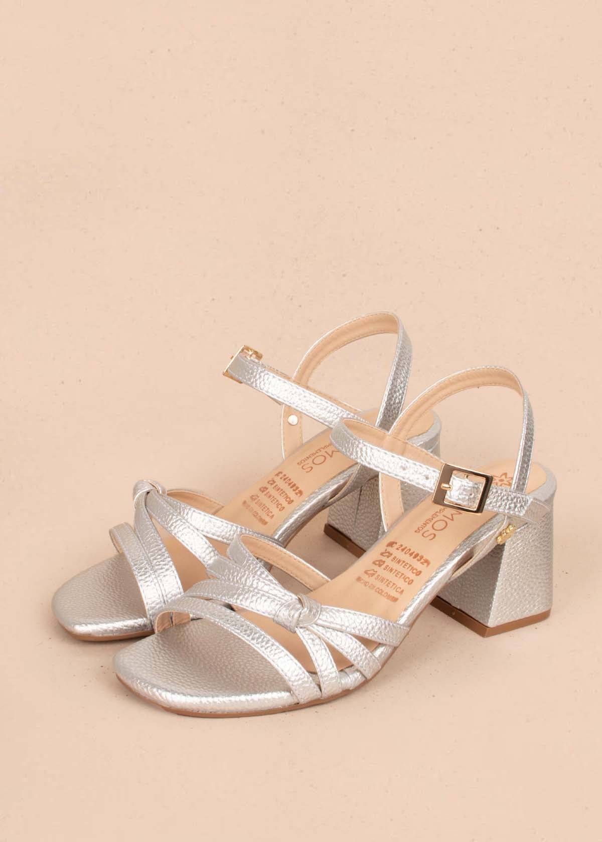 Sandalias altas color plata con nudo decorativo 104373