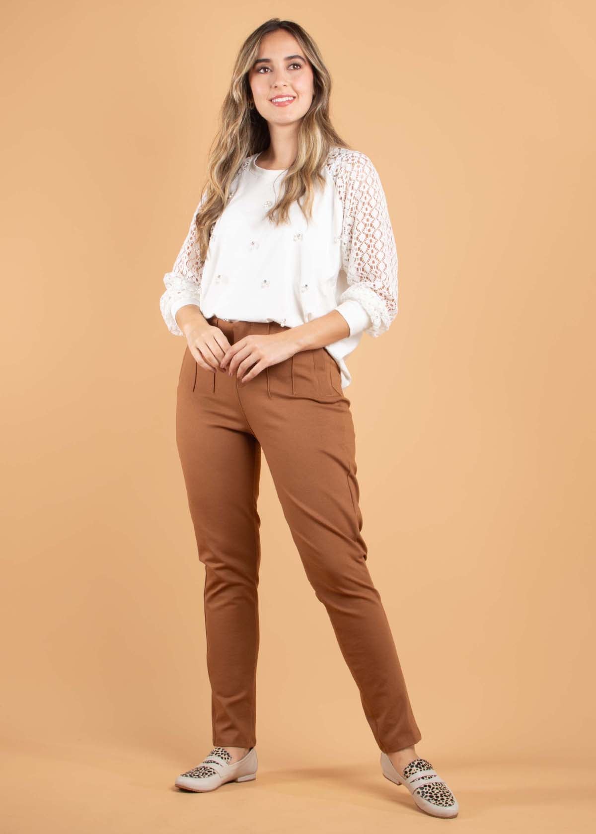 Leggins color camel con pinzas en cintura 104433