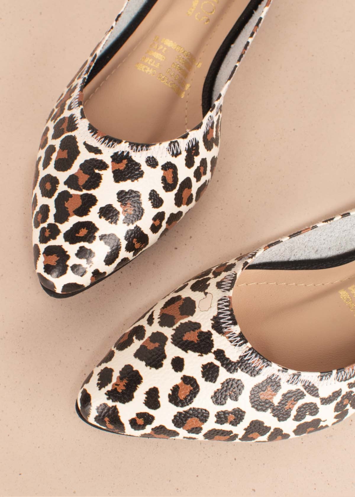 Baletas en cuero con folia color animal print 104468