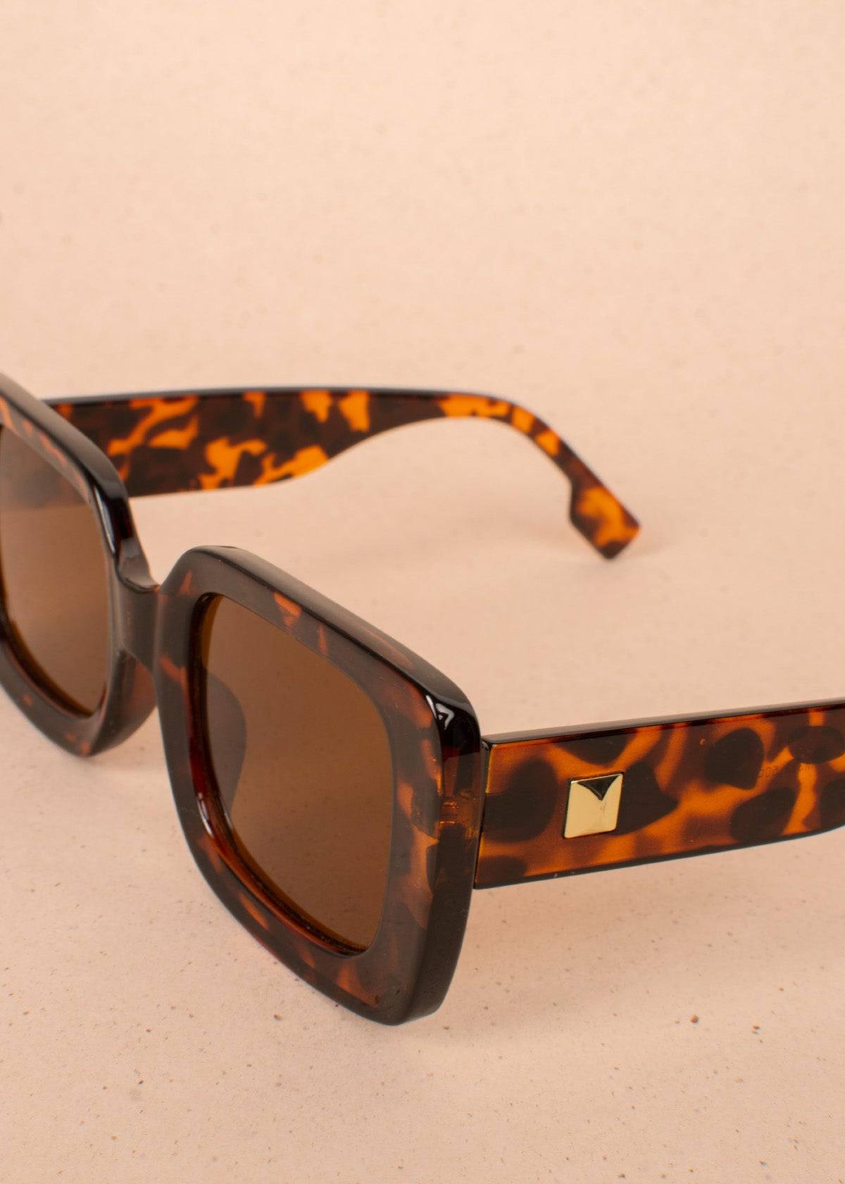 Gafas de sol color animal print con marco rectangular 104523