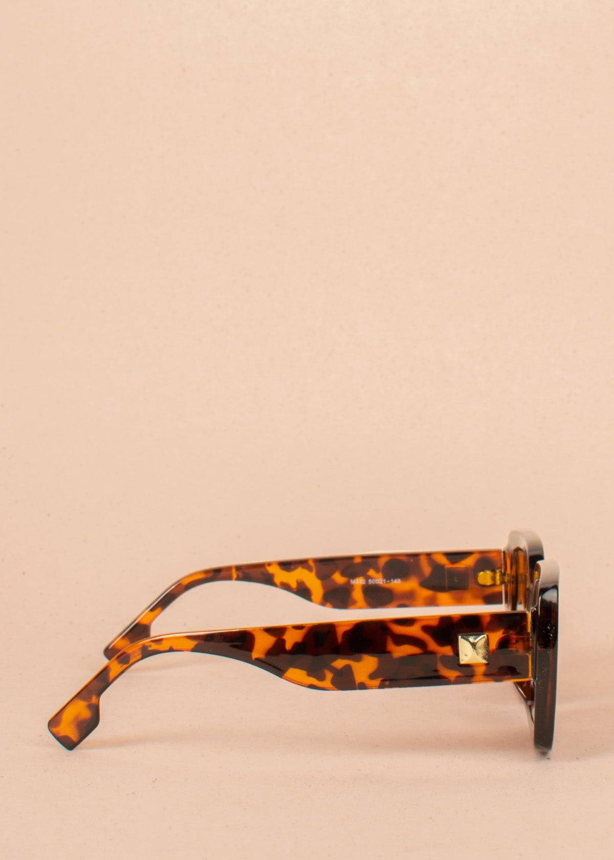 Gafas de sol color animal print con marco rectangular 104523