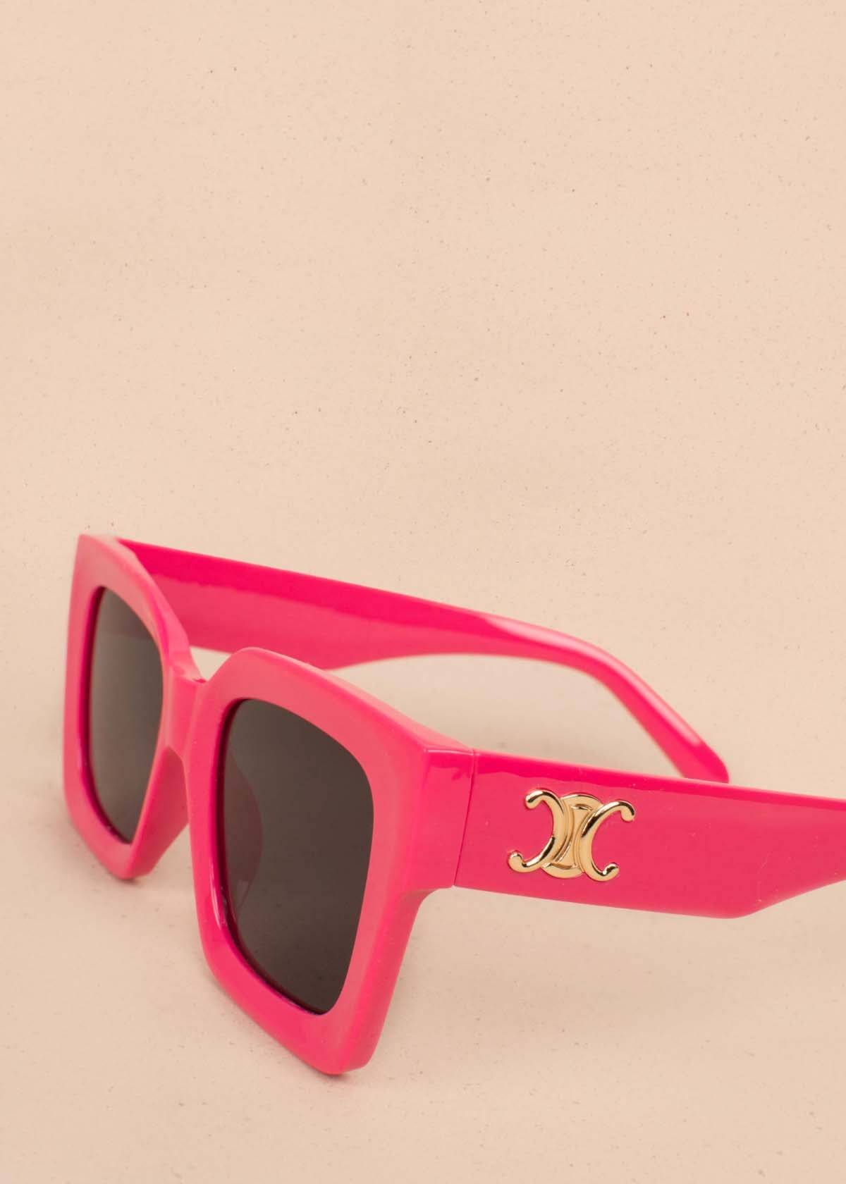 Gafas de sol color fucsia con marco rectangular 104525