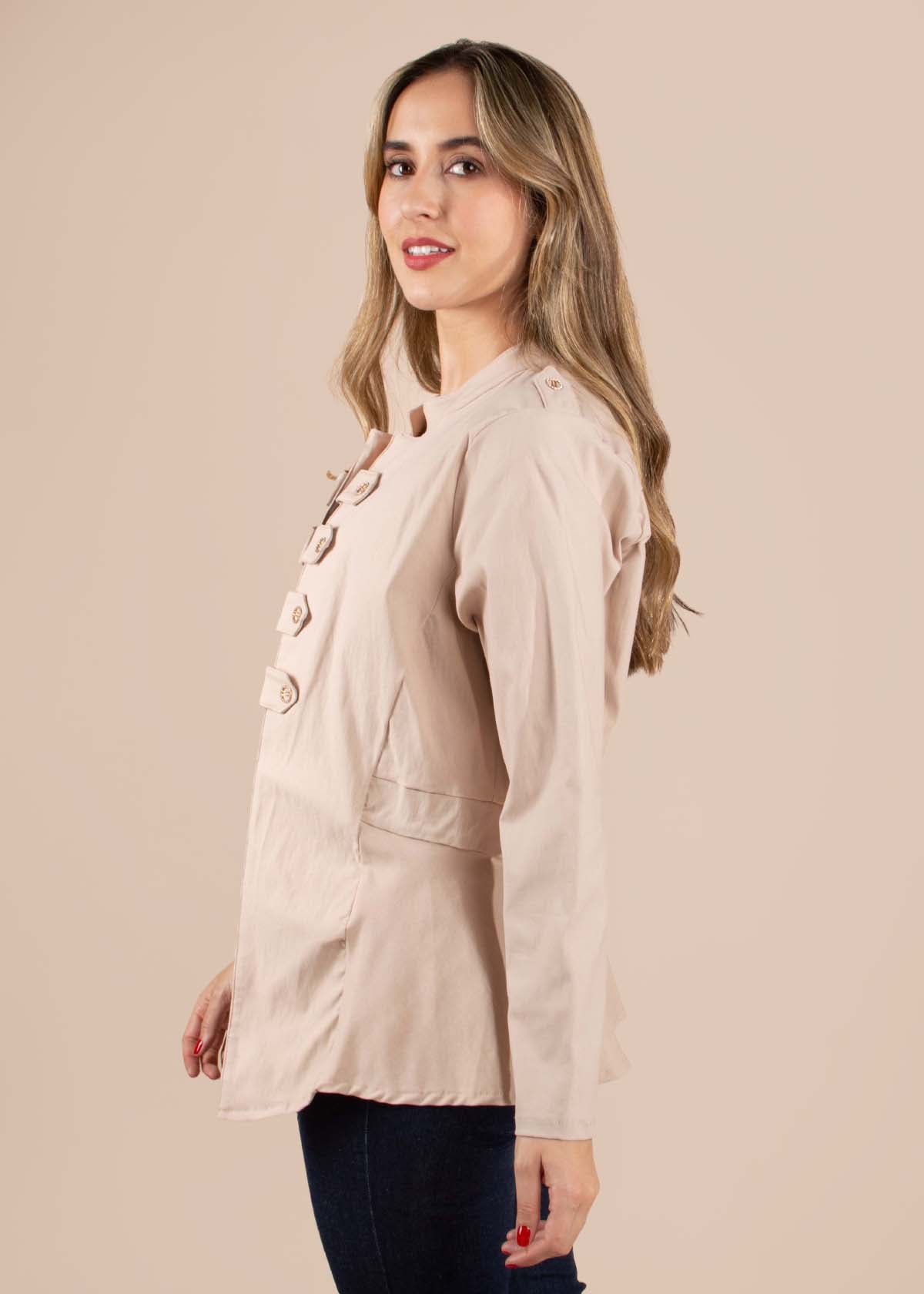 Chaqueta color camel con botones 104580