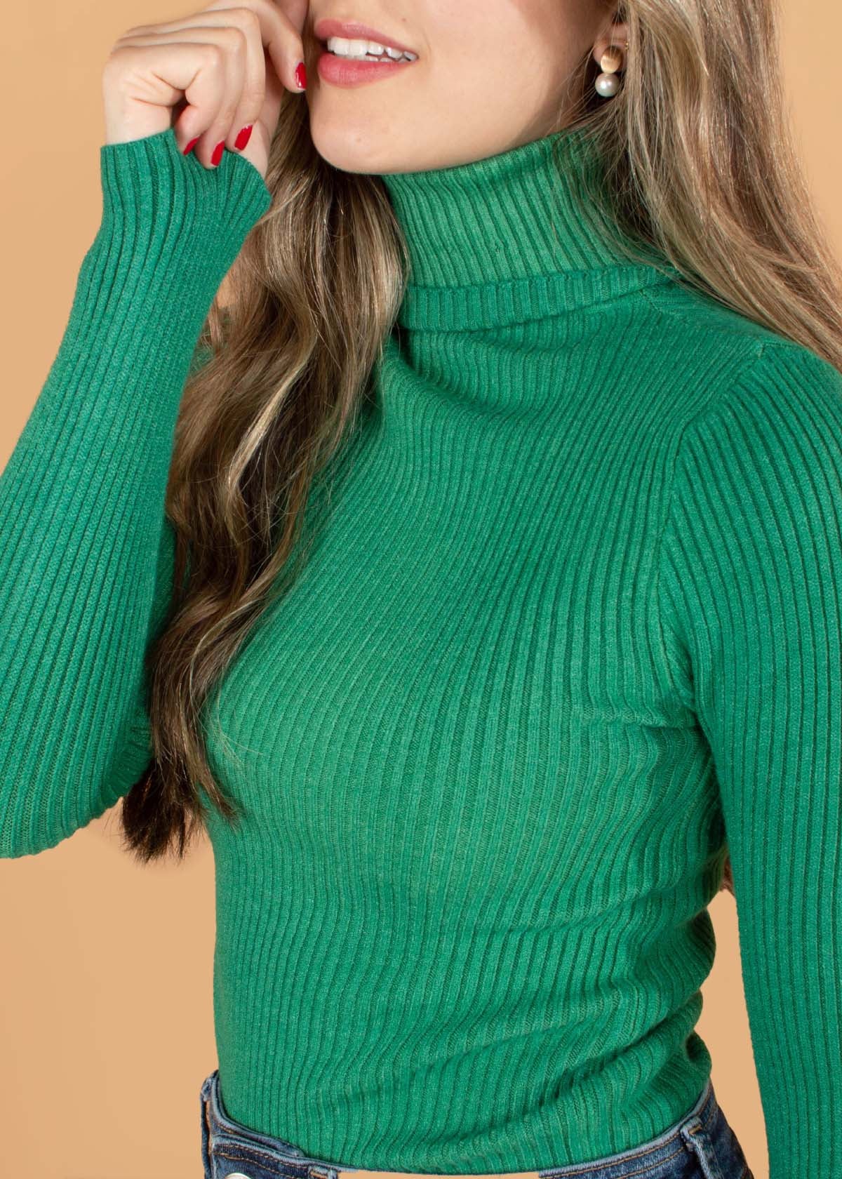 Camibuzo color verde con cuello alto 104686