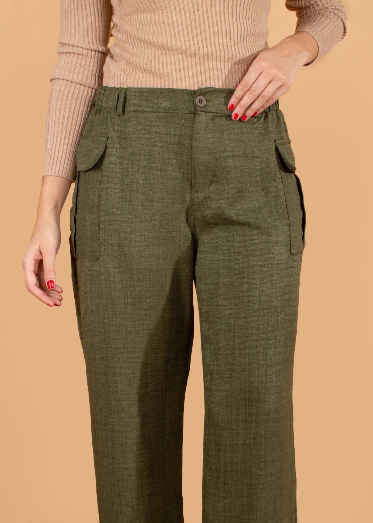 Pantalón tipo cargo color verde con resorte en cintura 104724