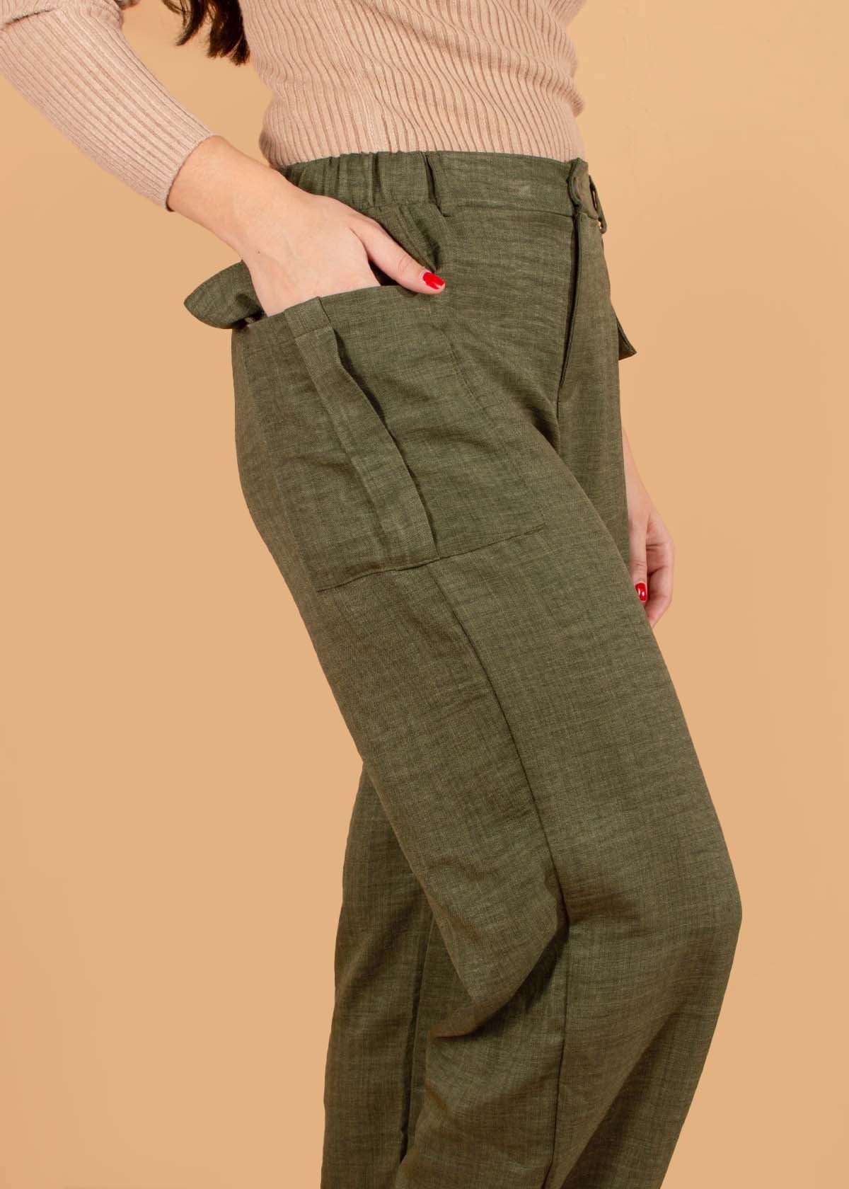 Pantalón tipo cargo color verde con resorte en cintura 104724