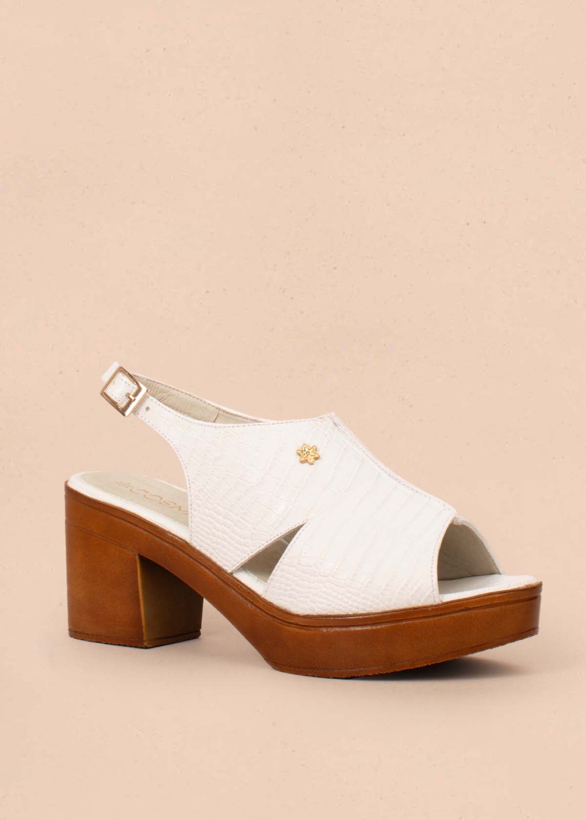 Sandalias en cuero color blanco con plataforma 104792