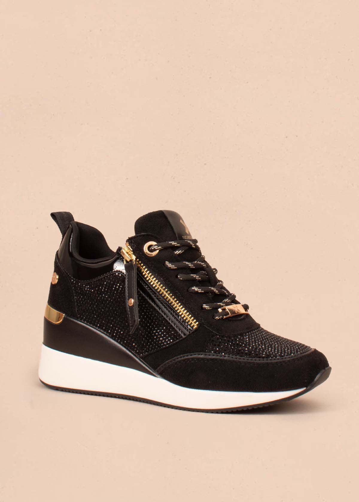 Tenis casuales color negro con piedras decorativas 104845