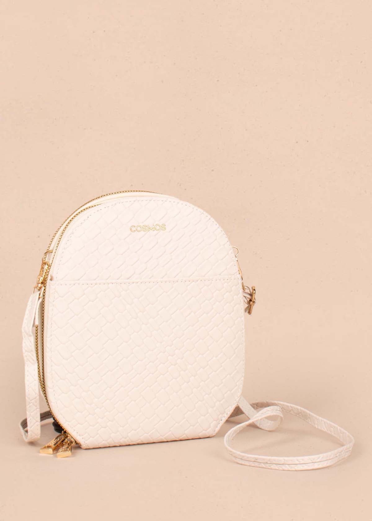 Bolso tipo bandolera color beige con textura 104938