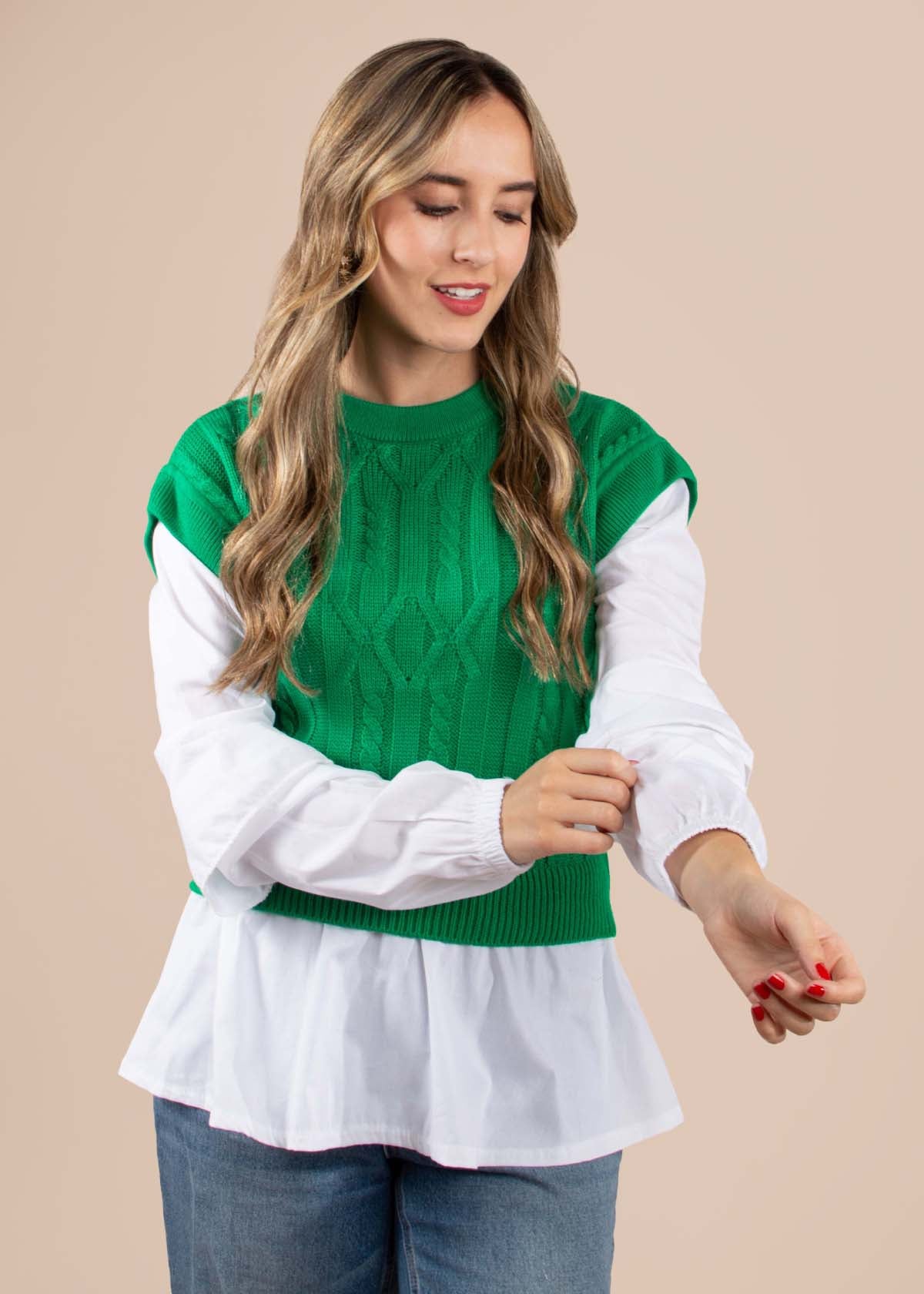 Blusa con chaleco color verde incorporado 104948