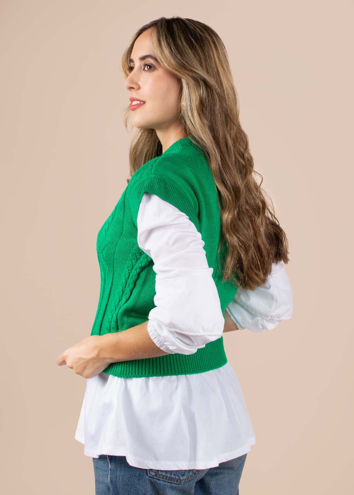 Blusa con chaleco color verde incorporado 104948