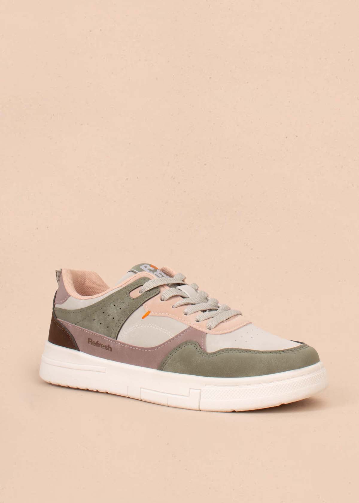 Tenis casuales color caqui con detalles verdes 105030