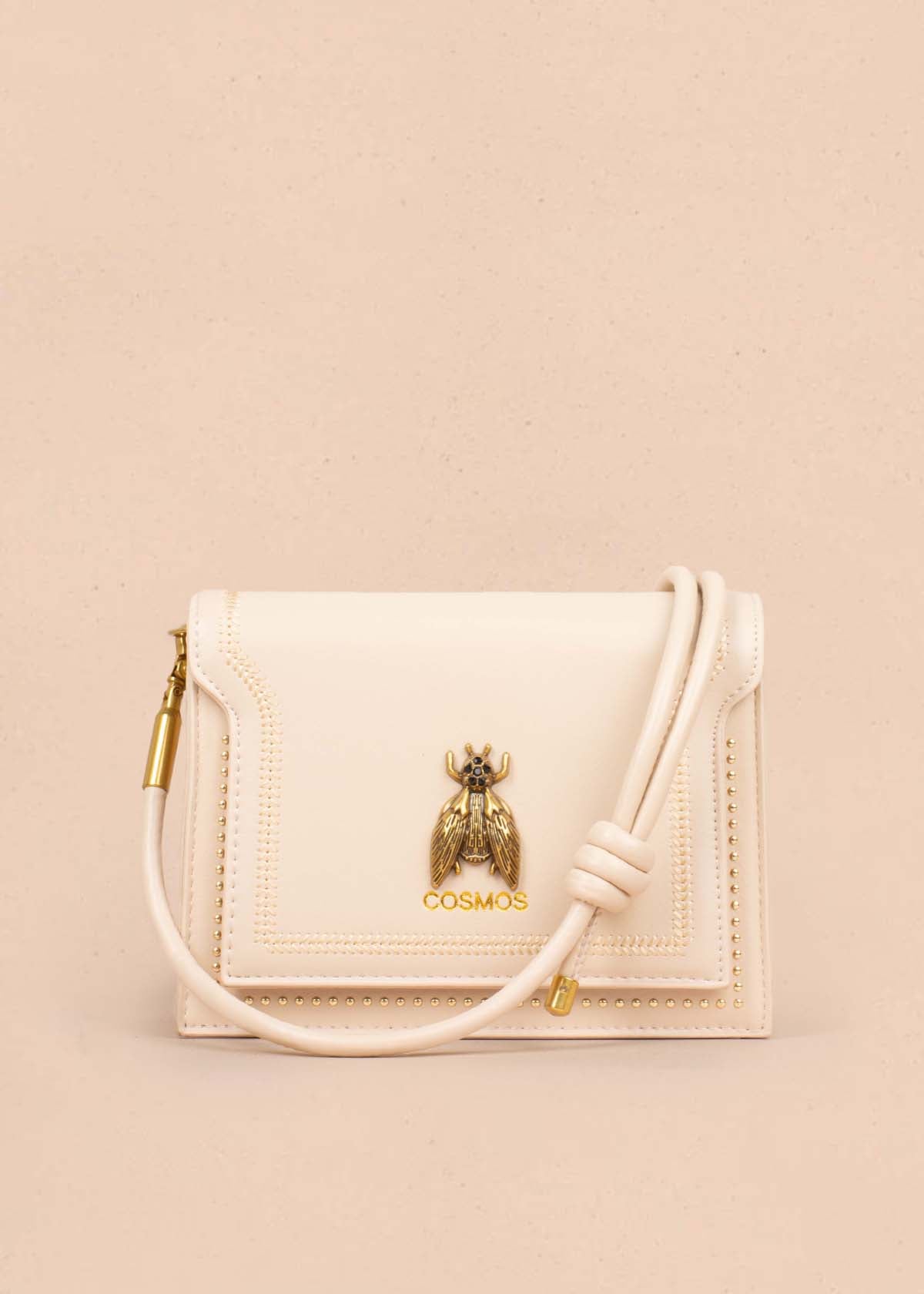 Bolso tipo bandolera color beige con aplique de abeja 105150