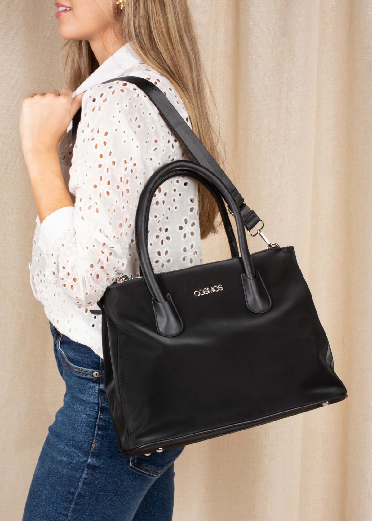 Bolso tipo shopping color negro 105152