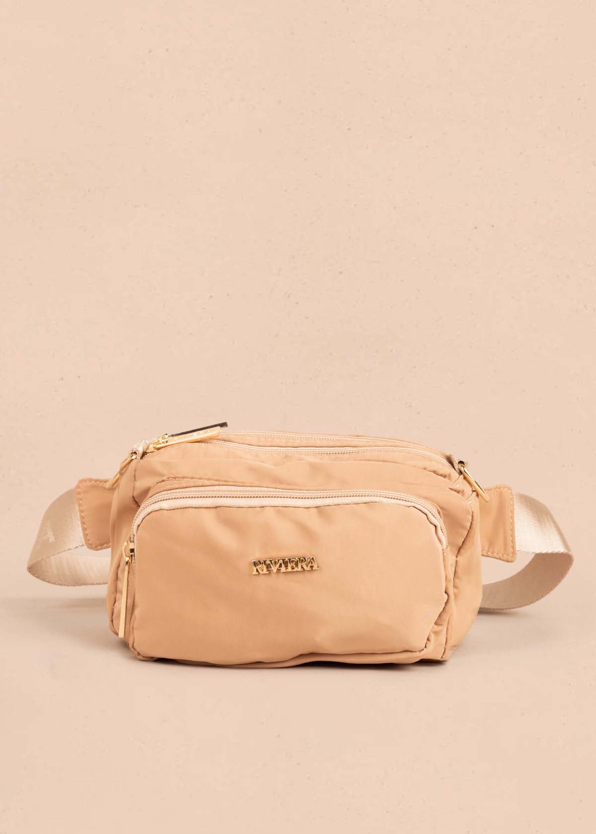 Bolso tipo bandolera color beige con bolsillo frontal 105289