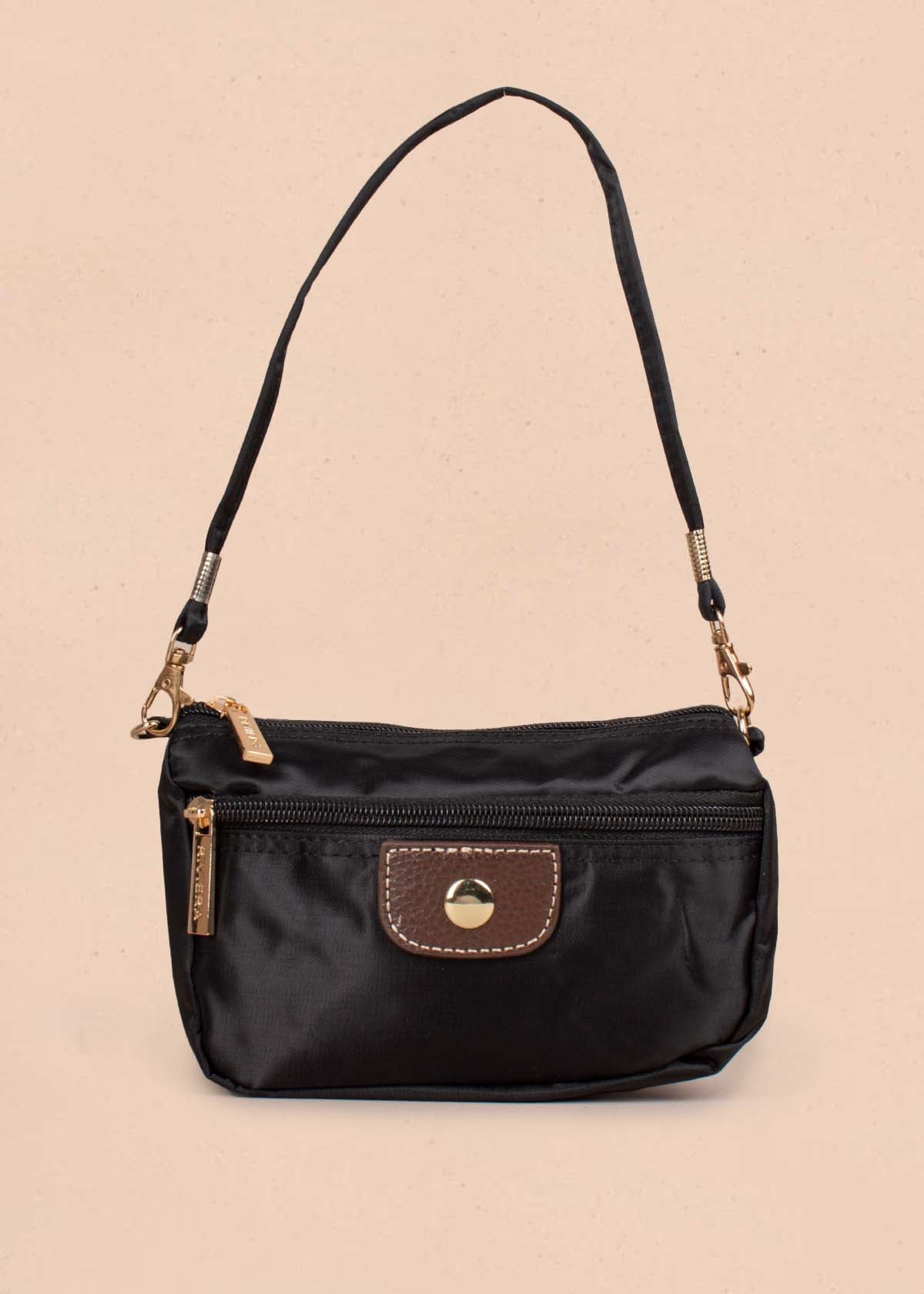 Bolso tipo bandolera color negro 105291