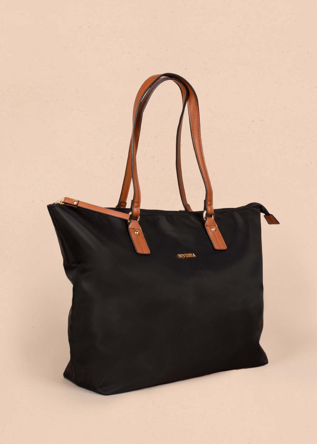 Bolso tipo shopping color negro 105292