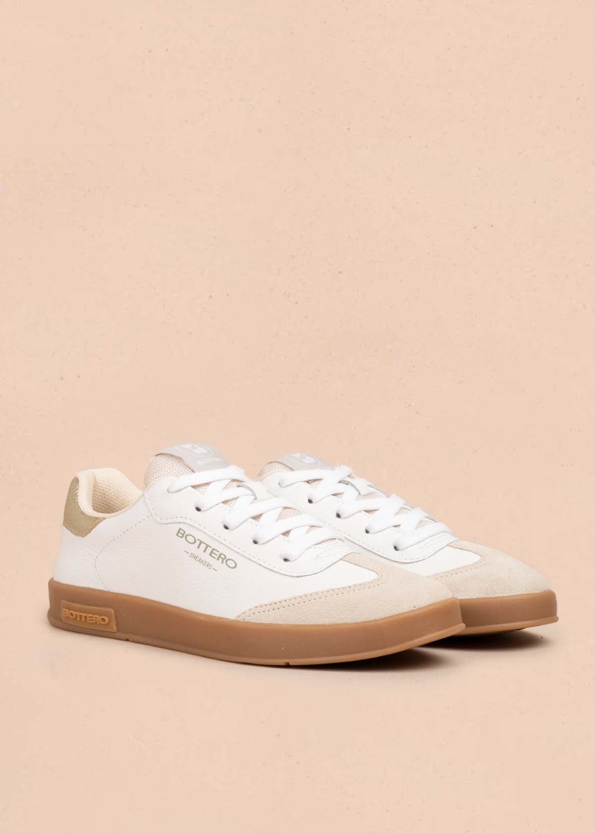 Tenis casuales en cuero color blanco con champaña 105331