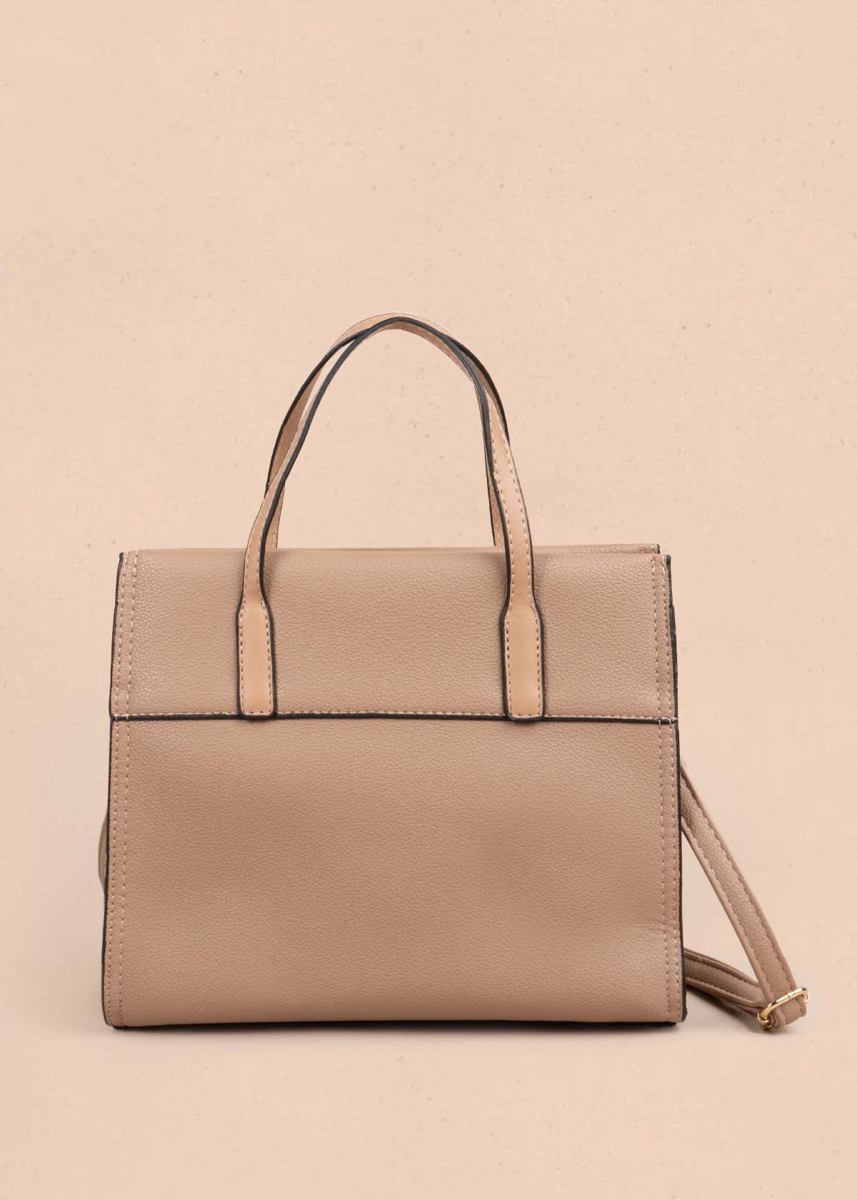 Bolso tipo bandolera color camel 105361