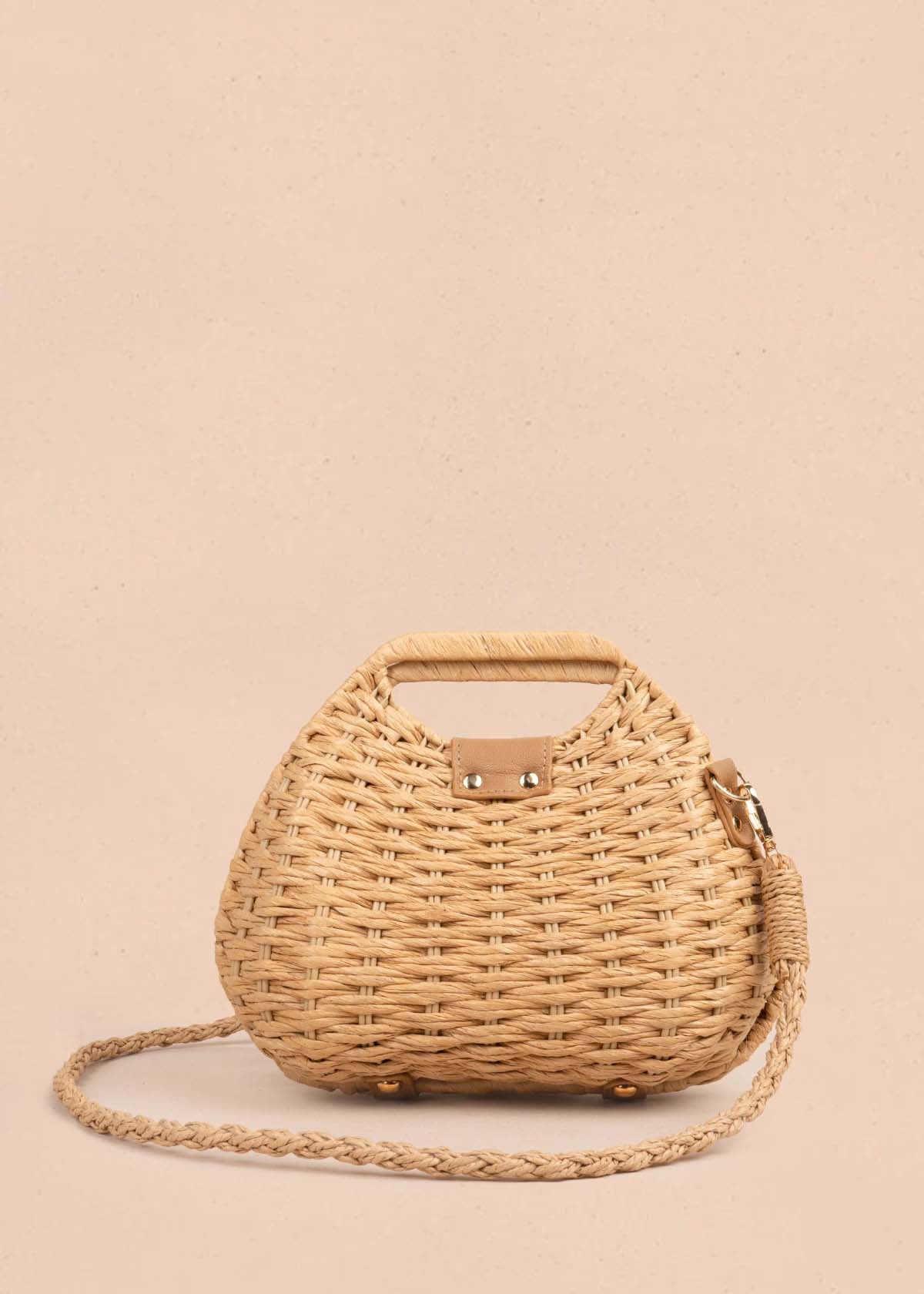 Bolso tipo canasto tejido color camel 105388