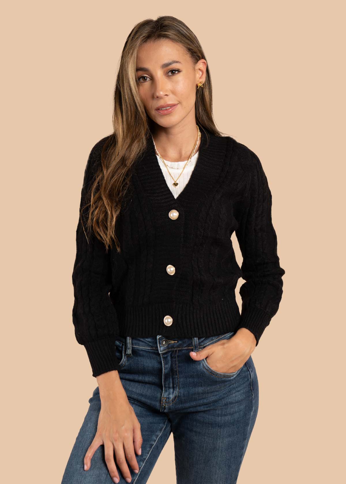 Saco color negro con tejido trenzado 105467
