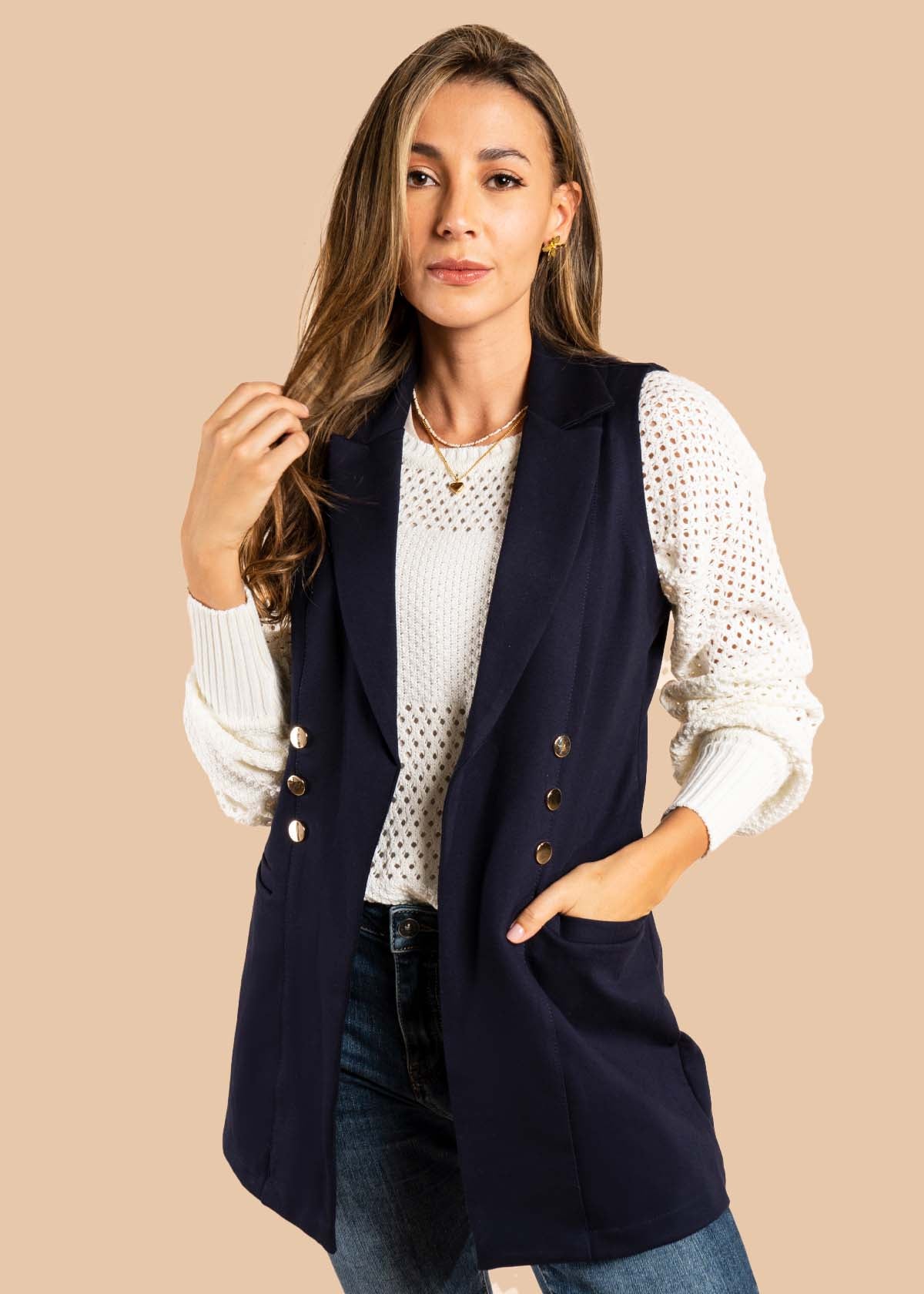 Chaleco color azul con bolsillos 105497